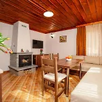 Guest house комплекс божидарица *