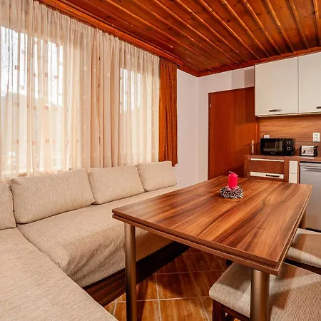 Guest house комплекс божидарица Progled
