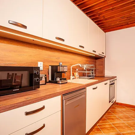 комплекс божидарица Guest house